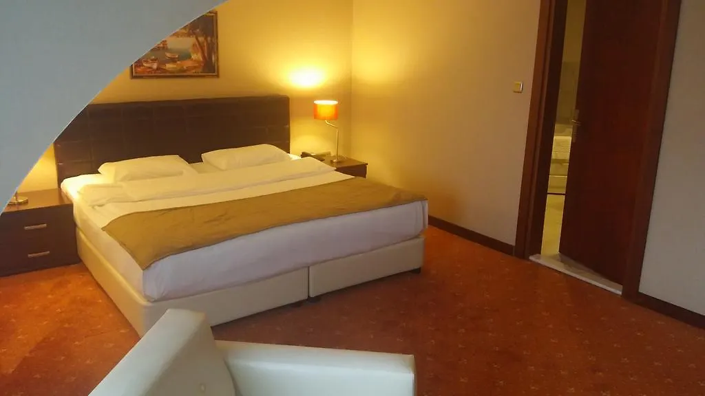 Sahil Resort Istanbul 4*,